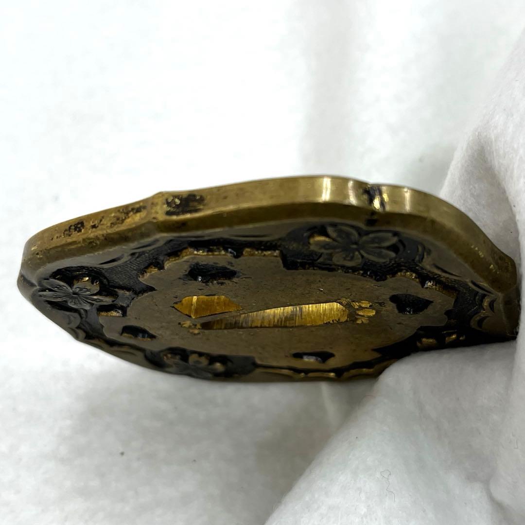 【T】希少✨軍刀鍔　花模様の金属製鍔