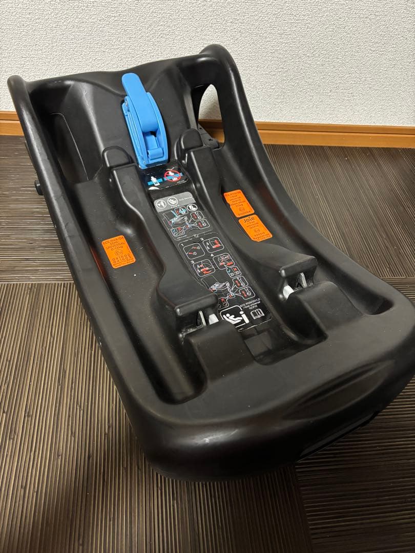 Joie インファントカーシート Juva ジュバ ISOFIXベース付