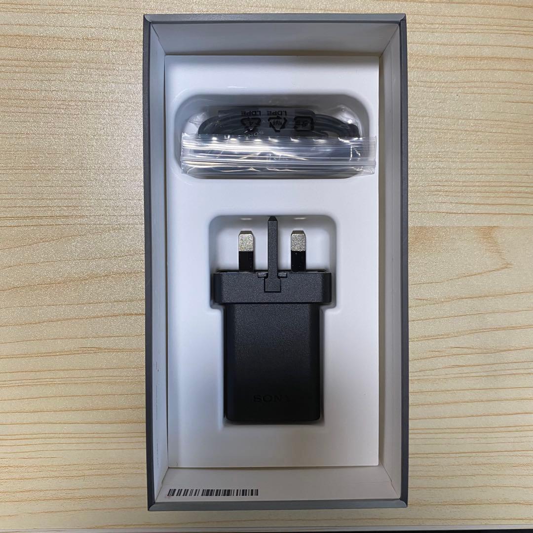 【新品未使用】 SONY ソニー Xperia XZ Premium（海外版）