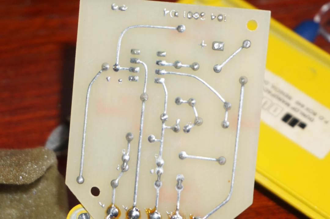 MXR Distortion＋ 1987年製　改造？　LED白