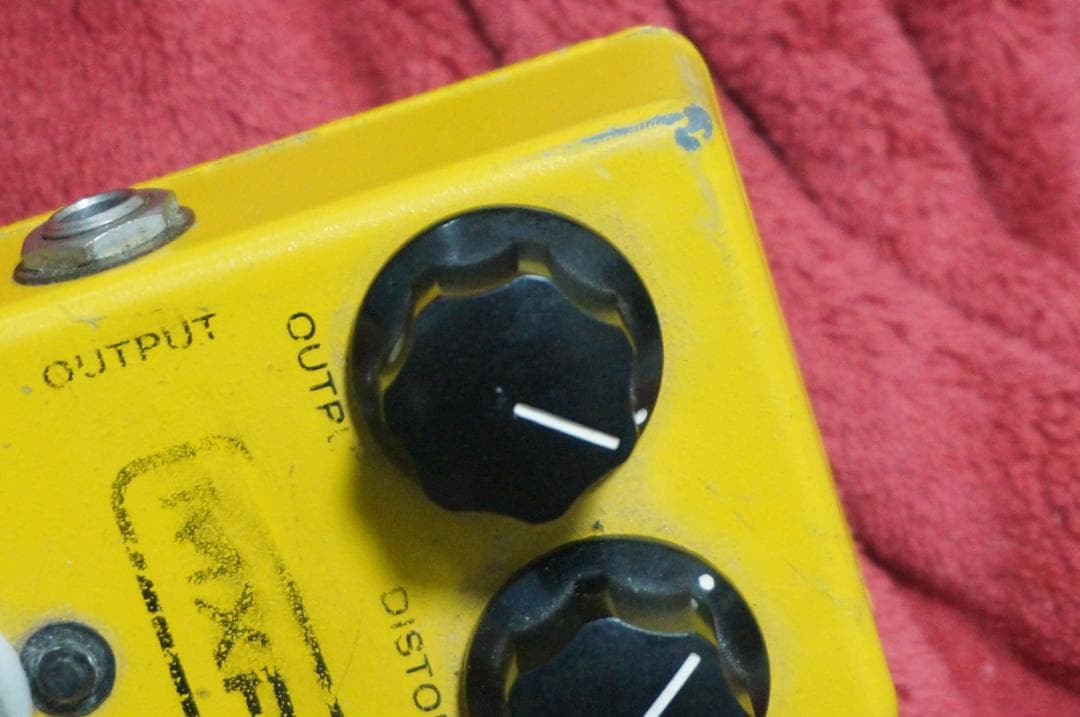 MXR Distortion＋ 1987年製　改造？　LED白