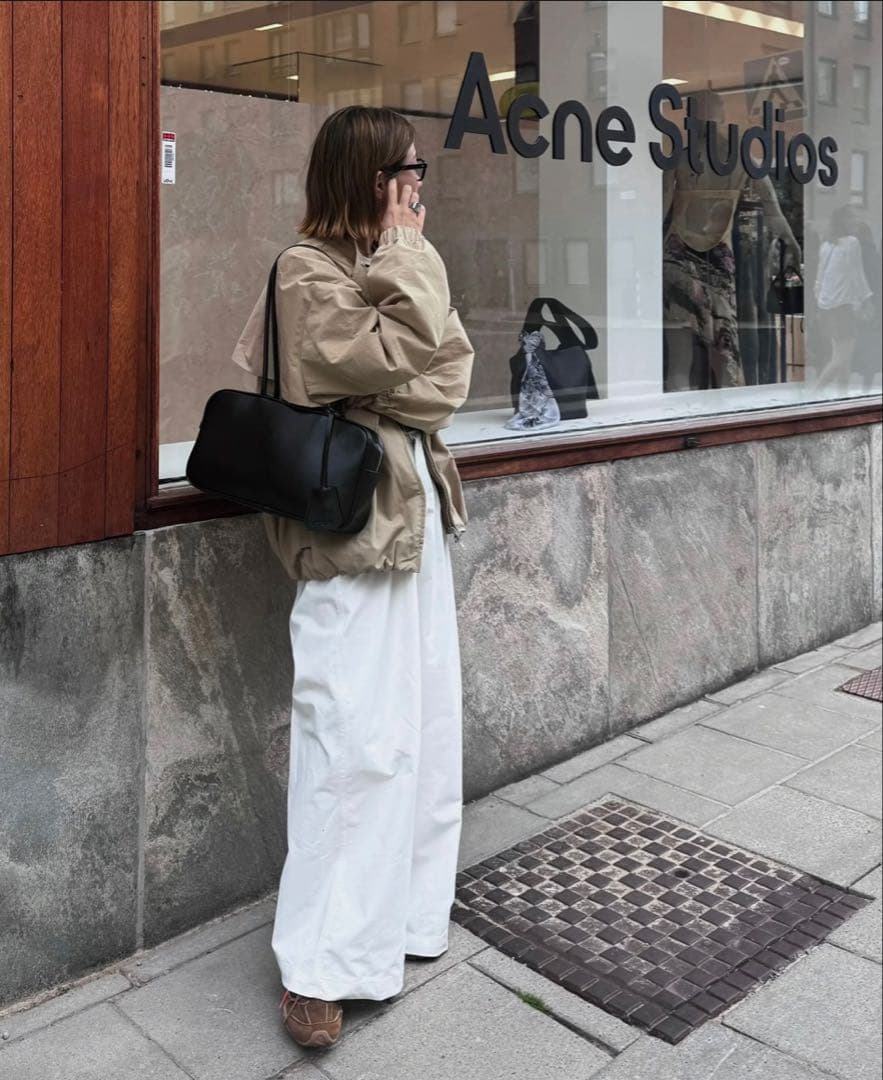 FASHIRU ホワイト ワイドチノスラックス新品未使用　タグ付　サイズＭ