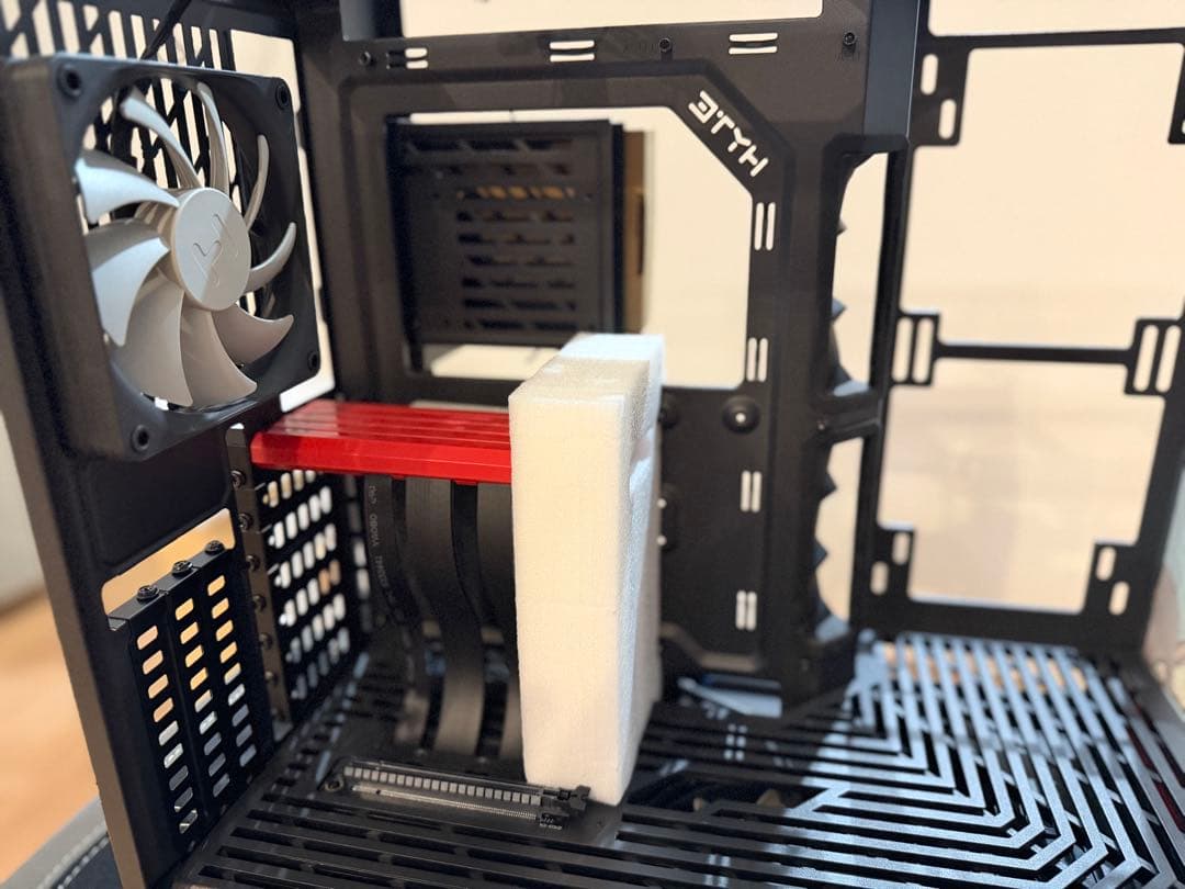 ハコス・ベールズ HYTE Y60 HAKOS BAELZ EDITION