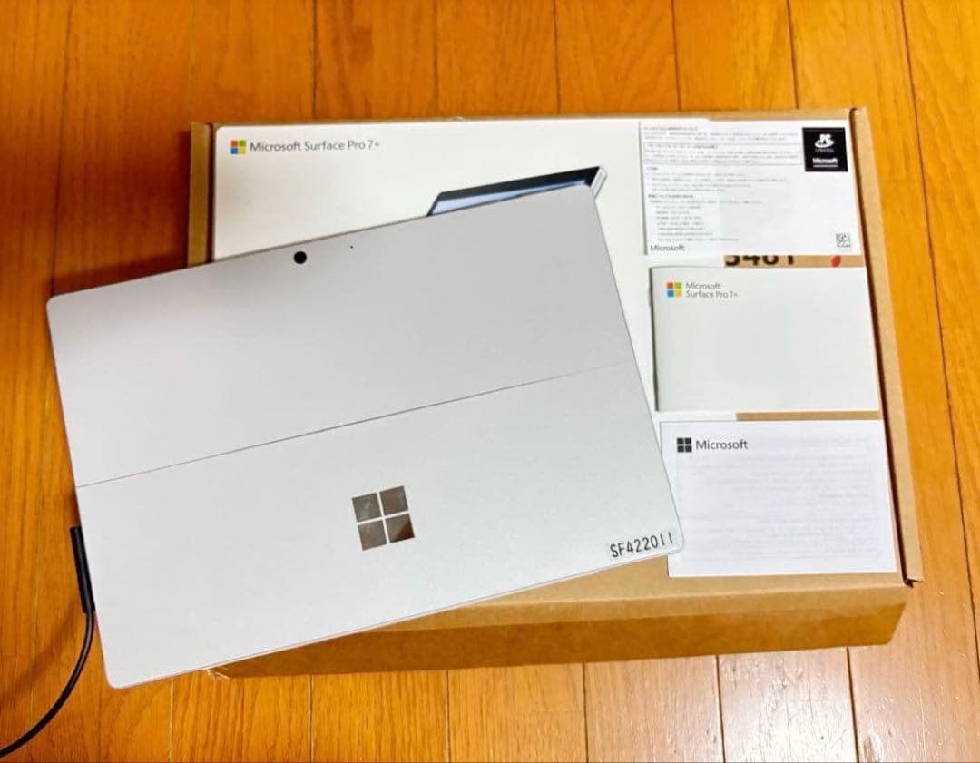 【美品】Microsoft Surface Pro 7+ 本体