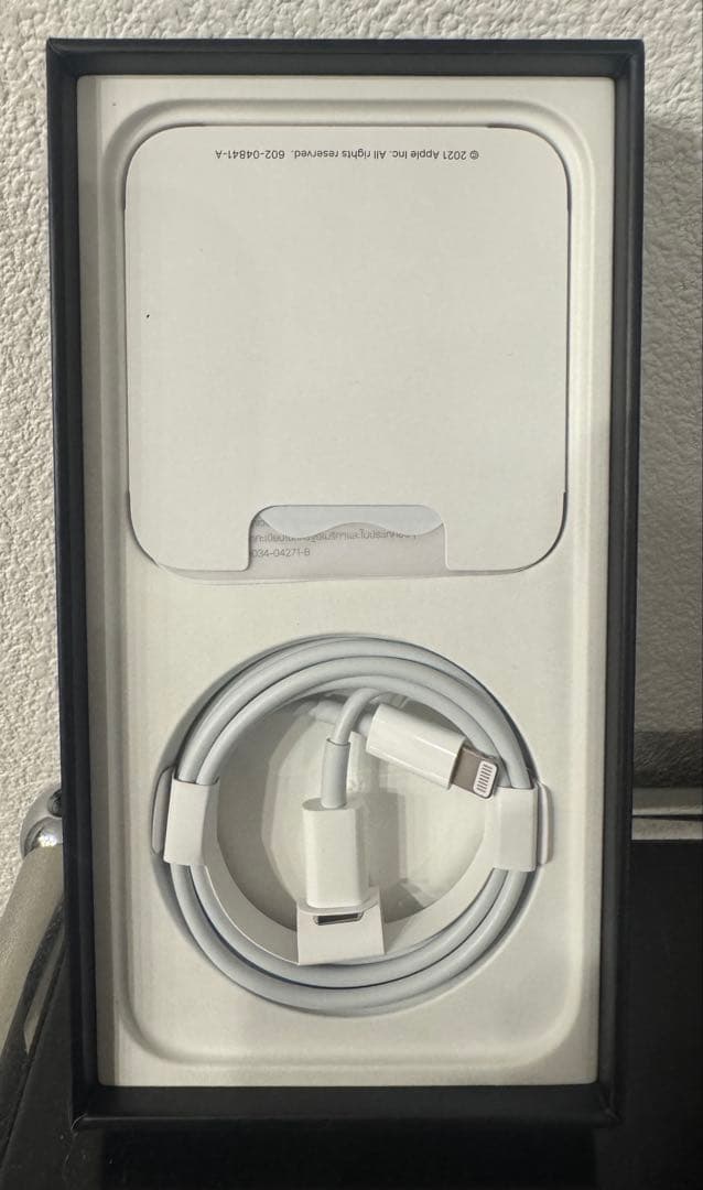 【美品】iPhone13 Pro 256G 海外版 シャッター音無 正月値引！