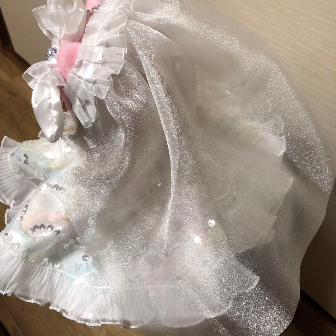 Hello kitty 美しいオリジナルのウェディングドレス