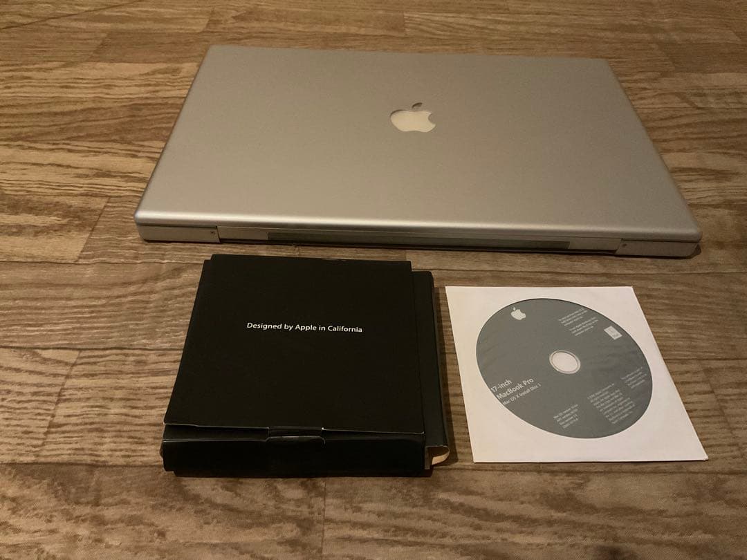 2006購入　17インチ Apple MacBook Pro 本体