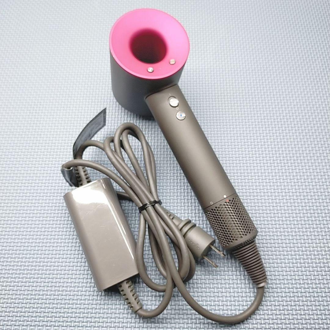 ほぼ未使用✨️Dyson ダイソン HD08 ヘア　ドライヤー