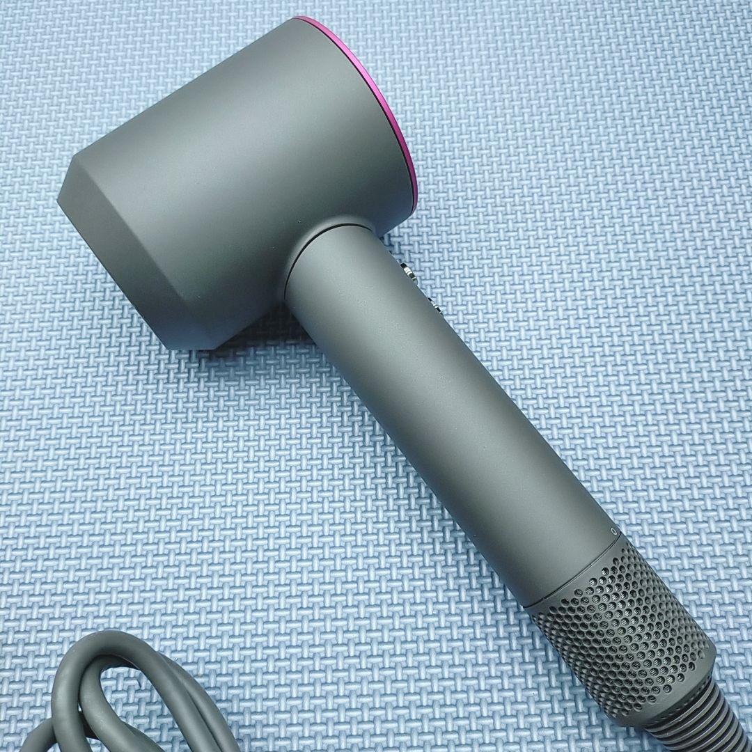 ほぼ未使用✨️Dyson ダイソン HD08 ヘア　ドライヤー