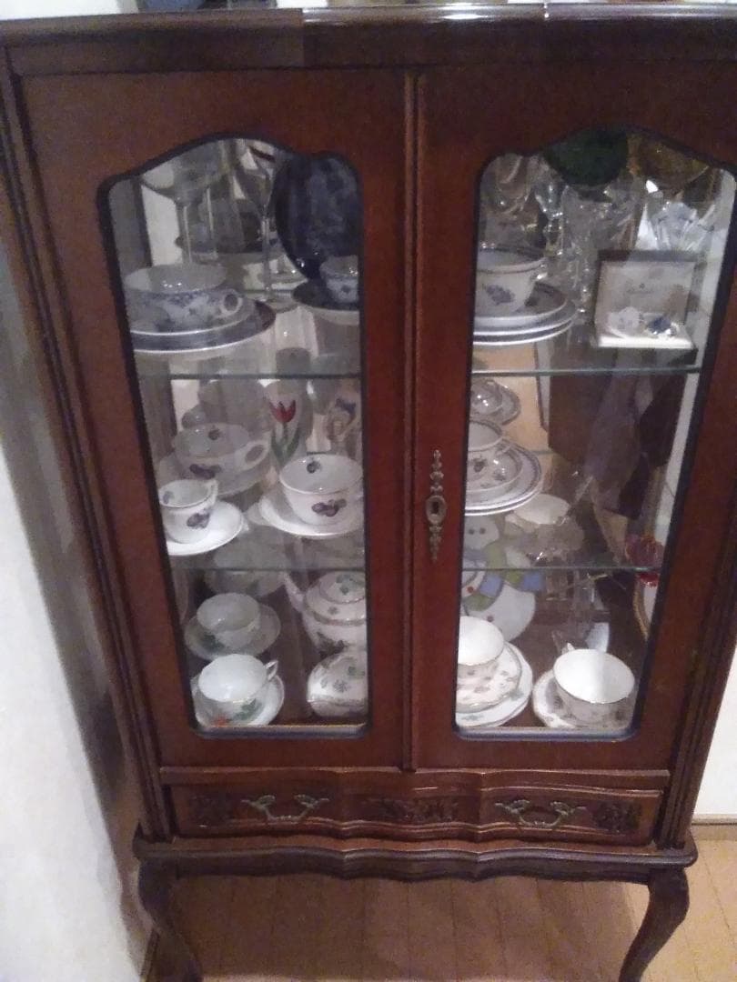 イタリア製 高級家具 クラウディオ社製 猫脚キャビネット ２ドア アンティーク調