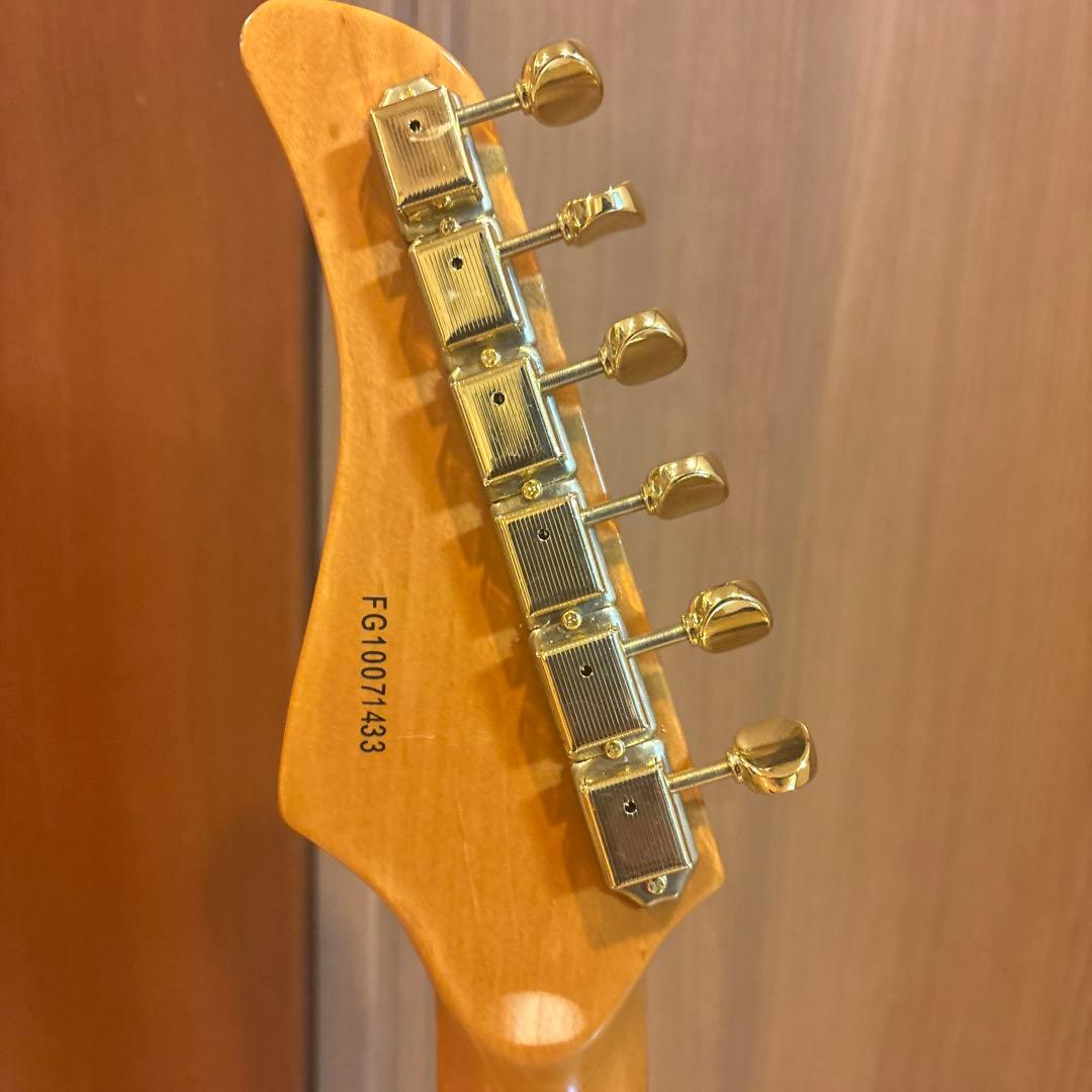 FERNANDES LE-1Z ストラトタイプ ゴールドパーツ仕様 サンバースト