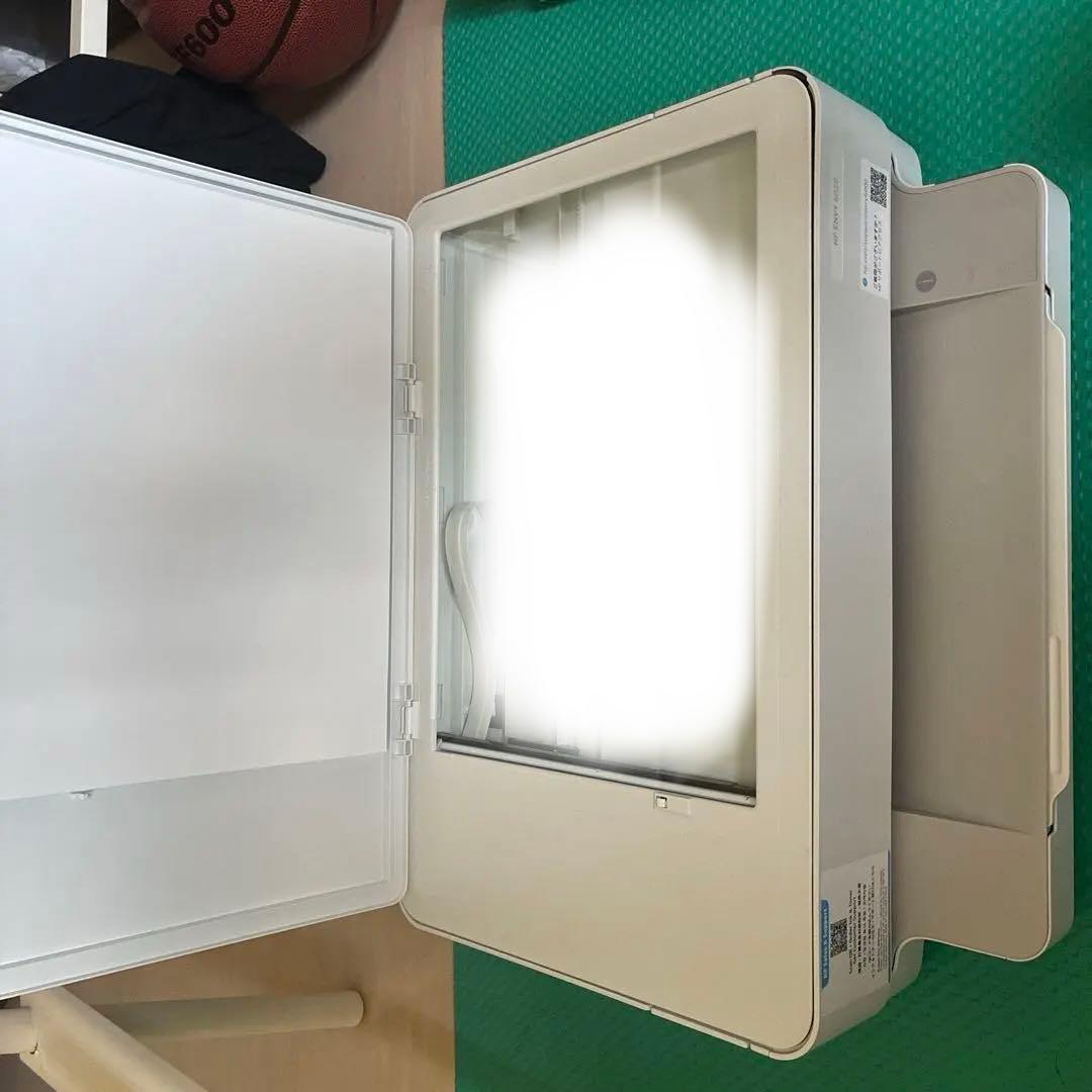 プリンター ホワイト