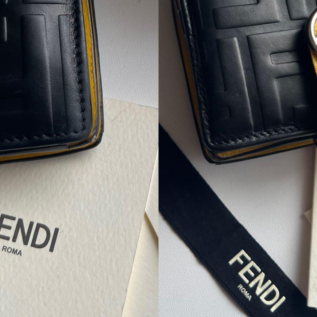 32 美品 FENDI フェンディ ズッカ 2つ折り財布