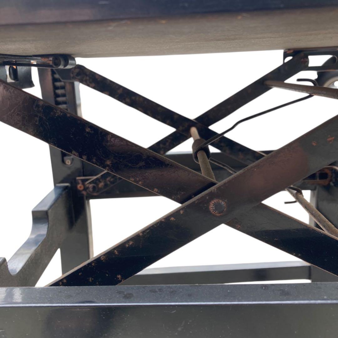 トムソン椅子　ピアノ　高さ調節可能