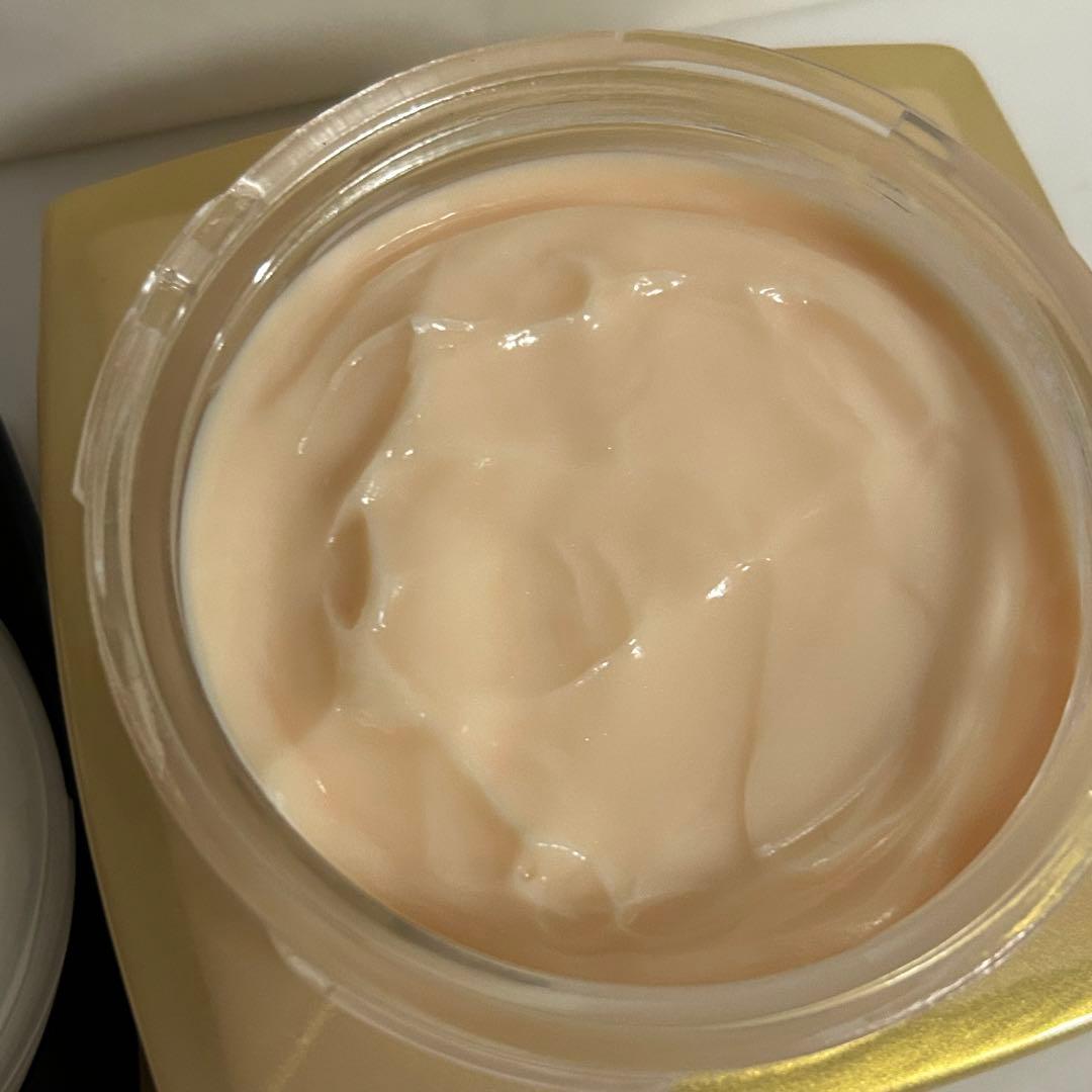 CHANELサブリマージュ◆ラ クレーム コール エ デコルテ