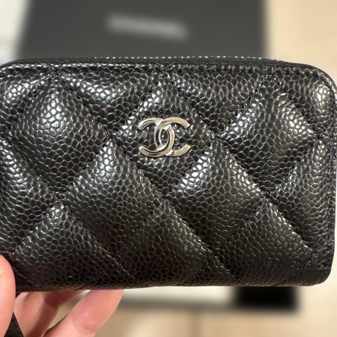 CHANEL ブラック レザー ケース