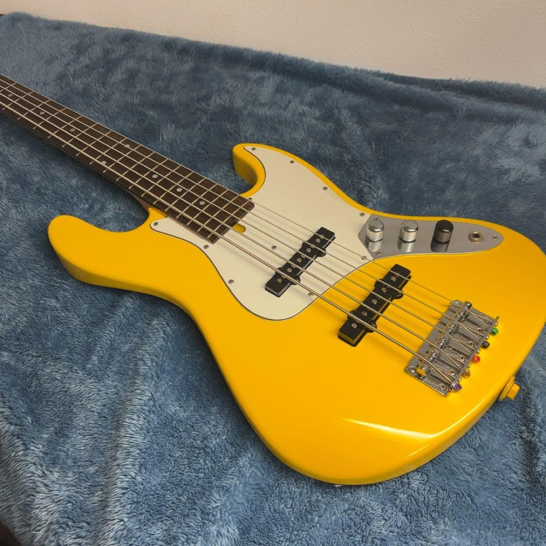 Bacchus WOODLINE WL-501 / 5弦エレキベース（イエロー）