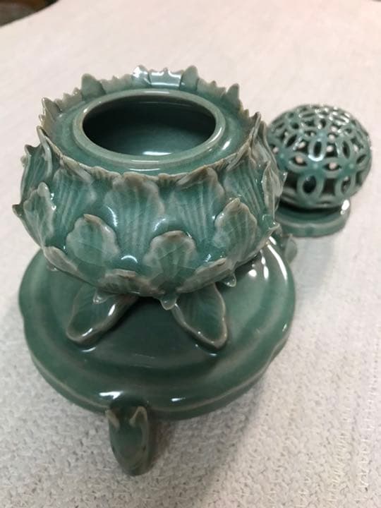 高麗青磁　香合　木箱付