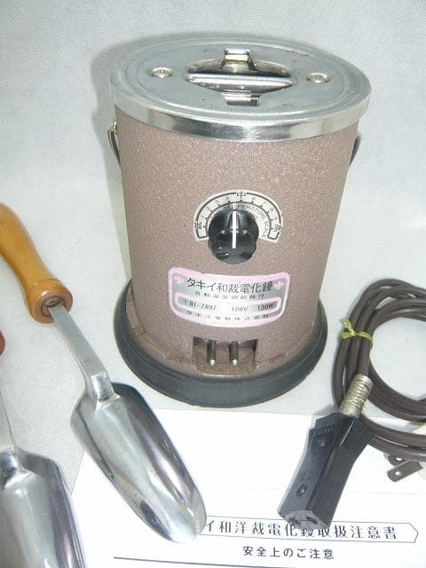 美品　タキイ和裁電化鏝　和裁コテ　和裁こて　タキイ製鏝２本付