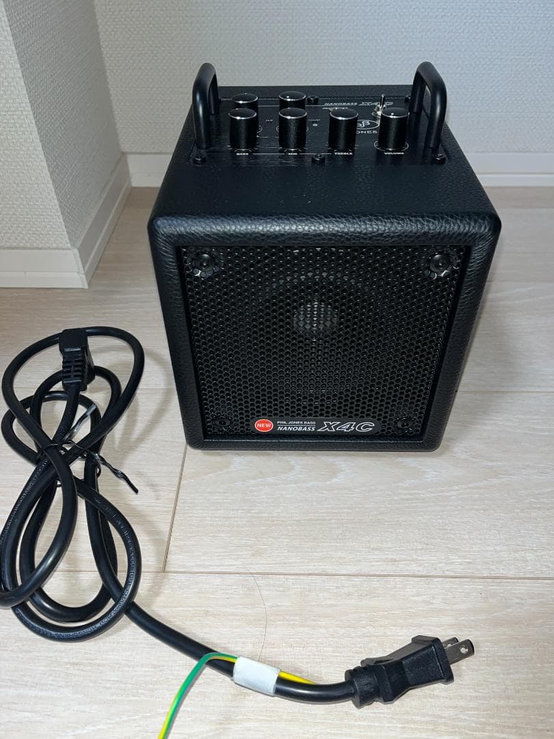 PHIL JONES BASS/ NANOBASS X4C Black　美品