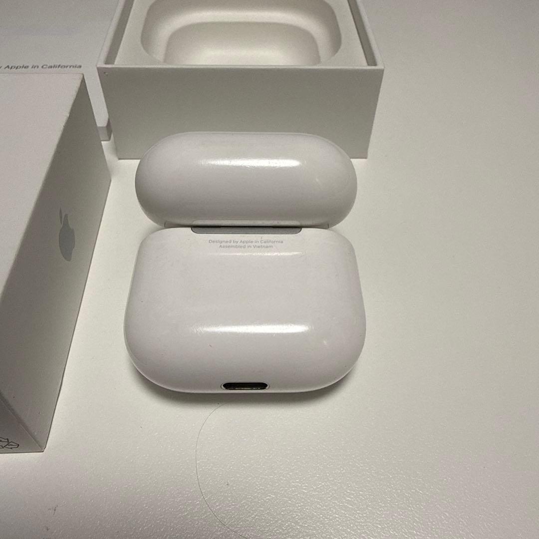 Apple AirPods 4本体 ホワイト