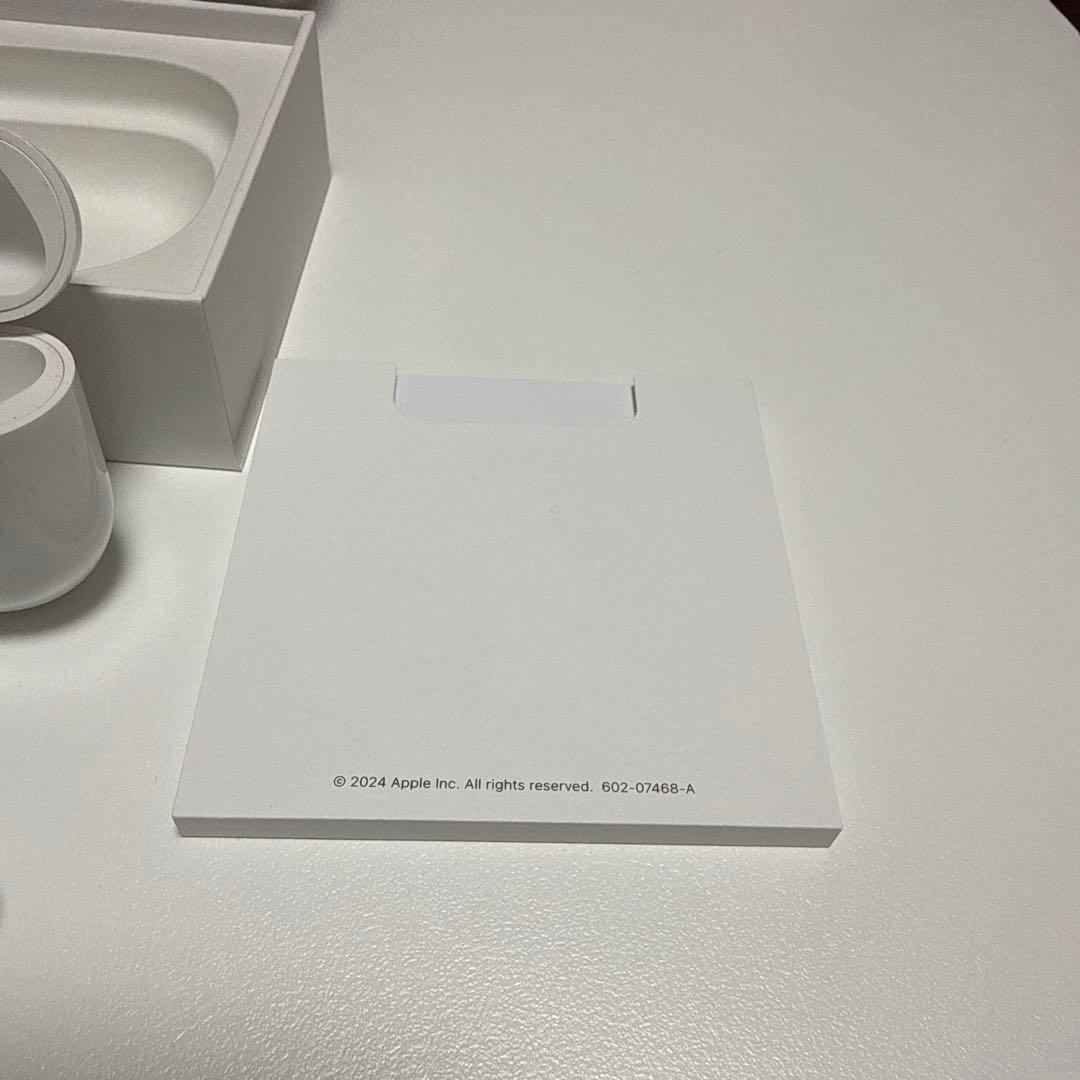 Apple AirPods 4本体 ホワイト