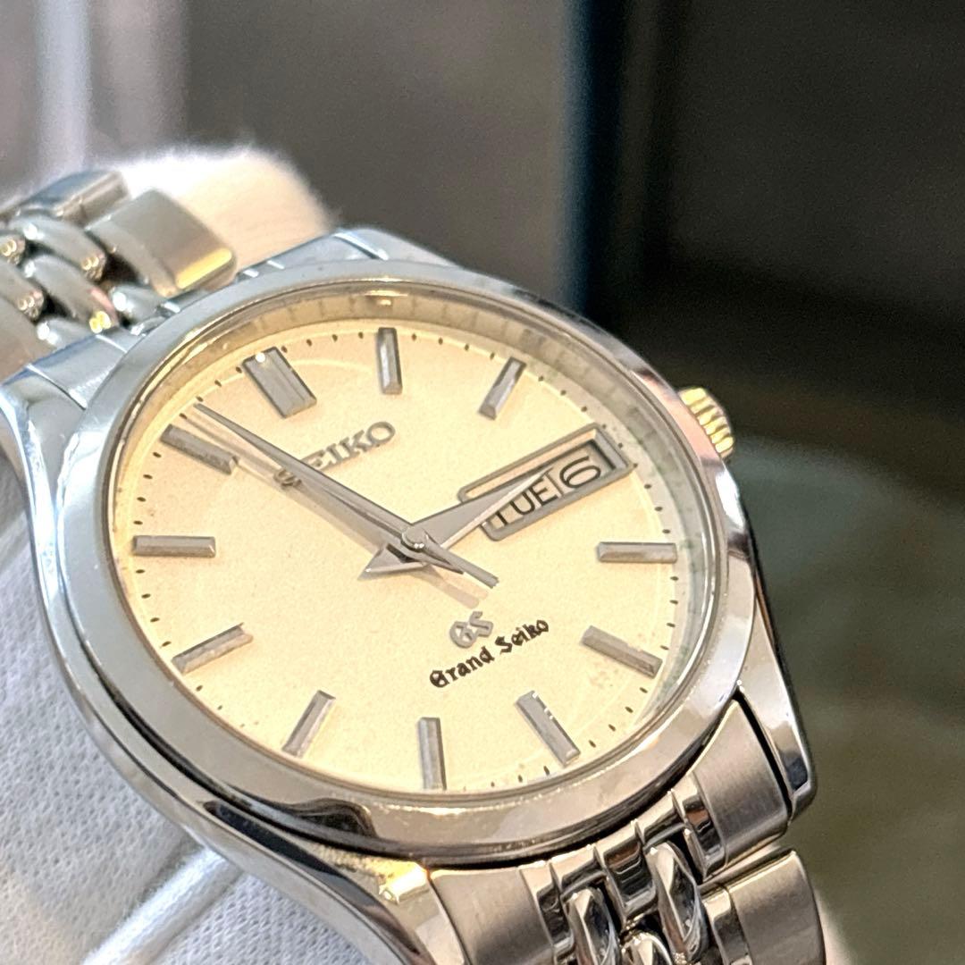 グランドセイコー SBGT001 9F83-9A00 白文字盤 デイデイト