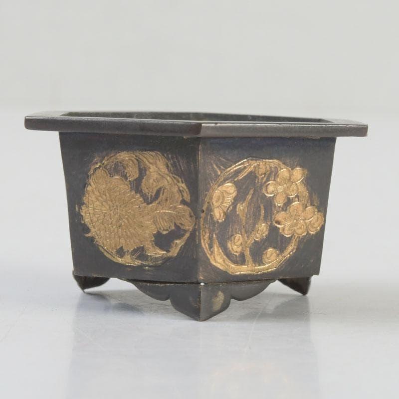 中国　古銅　金彩　花草文　小さな香炉　V　9641