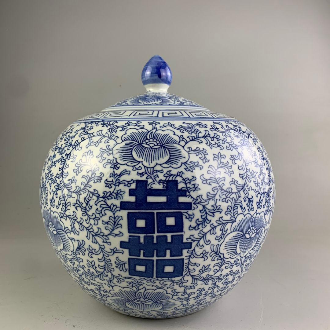 景徳鎮 陶磁器 青花喜字円缶 茶筒物入れ 装飾品 工芸品 美術品 置物