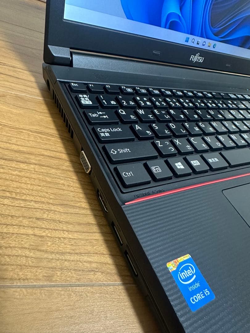 15.6型 富士通 A744/K i5 メモリ4GB SSD128GB W11