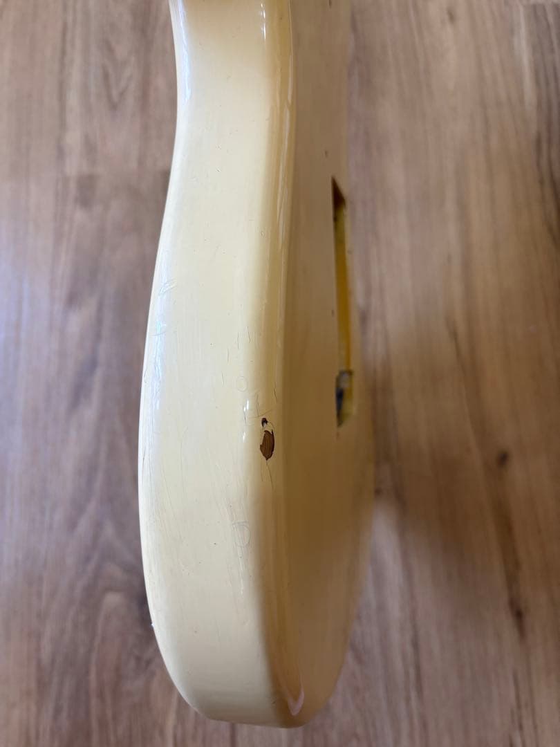 Fender Japan stratocaster st72-sc ボディ