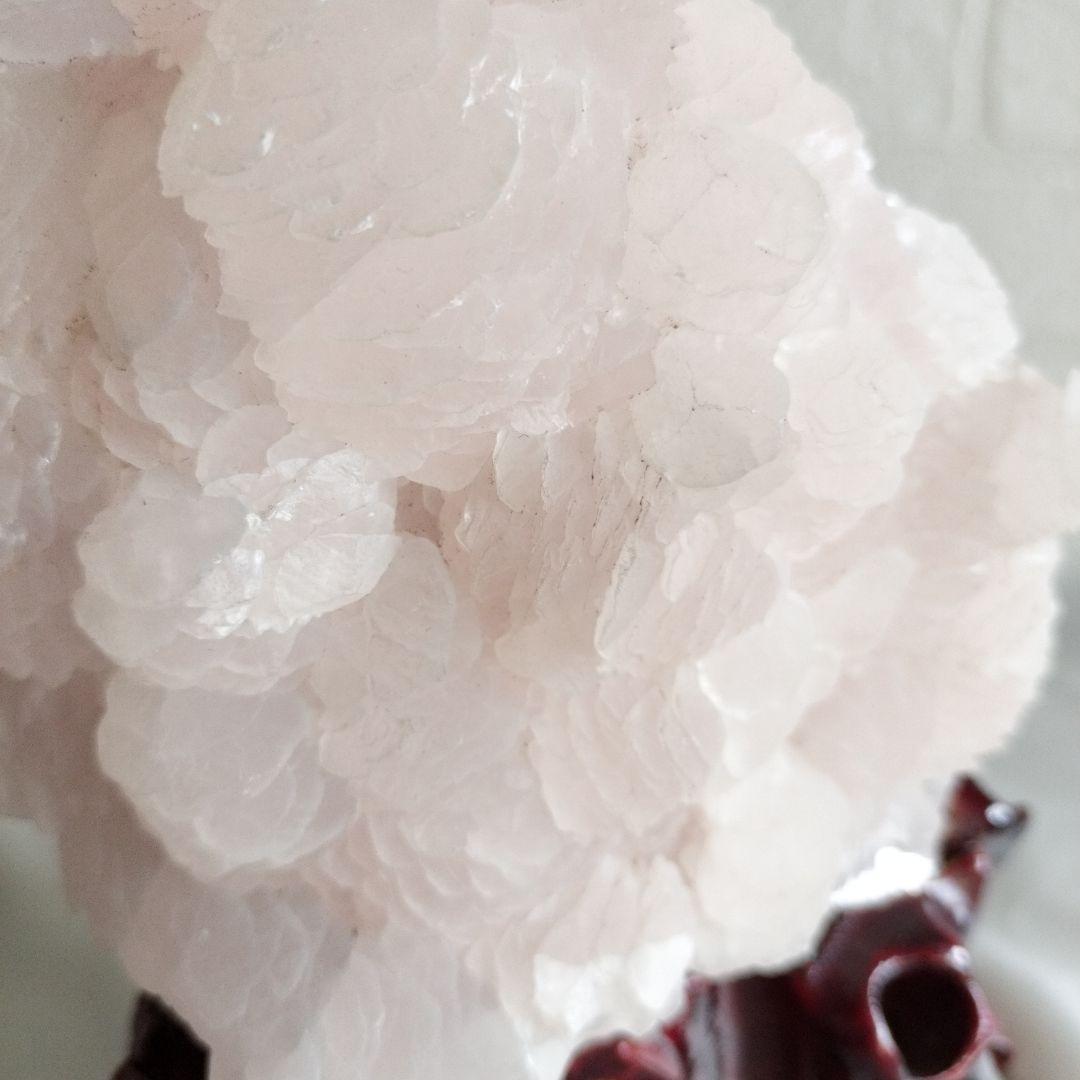 ピンクカルサイト クラスター　台座付き