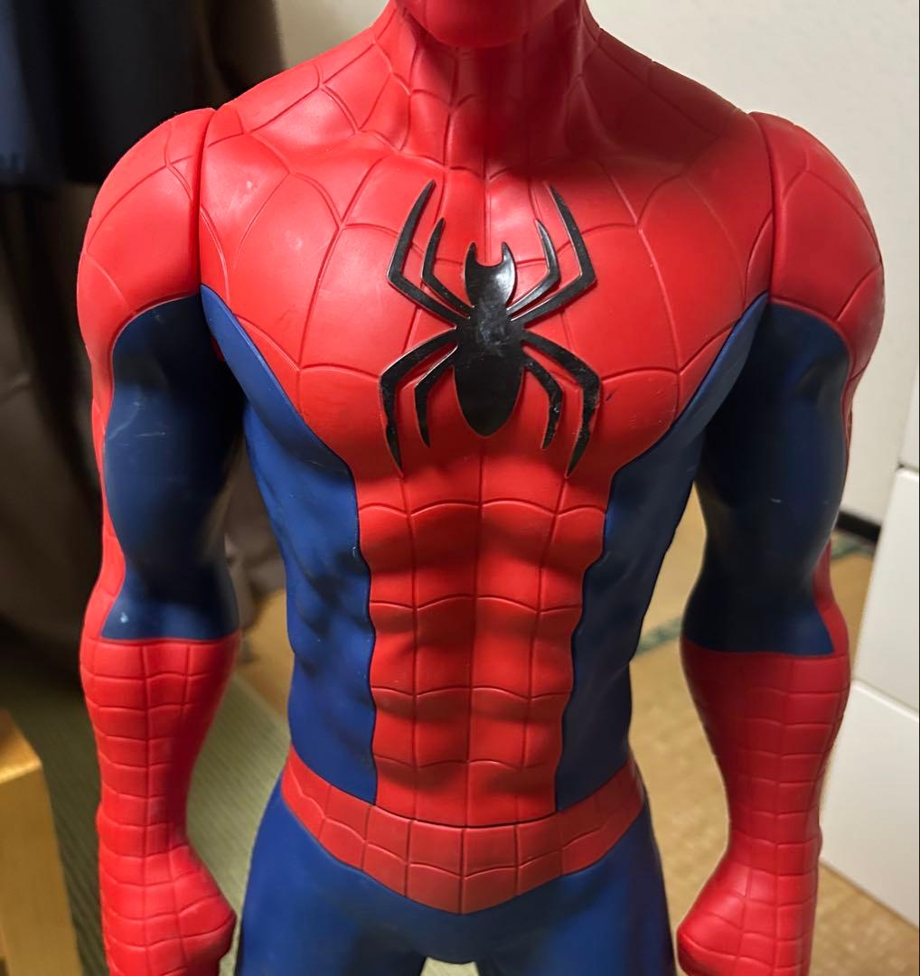 ３１インチ「タイタン・ジャイアント」 スパイダーマンフィギュア