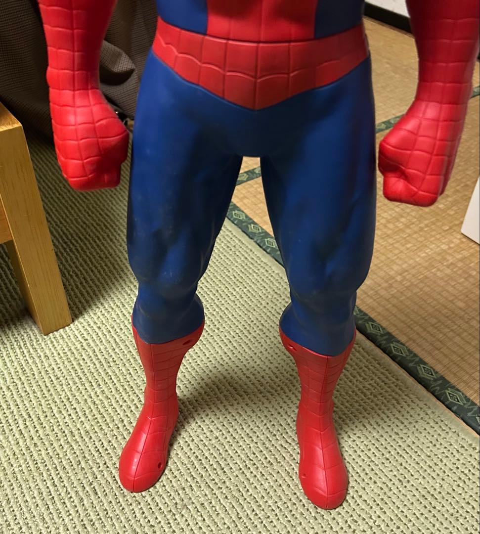 ３１インチ「タイタン・ジャイアント」 スパイダーマンフィギュア