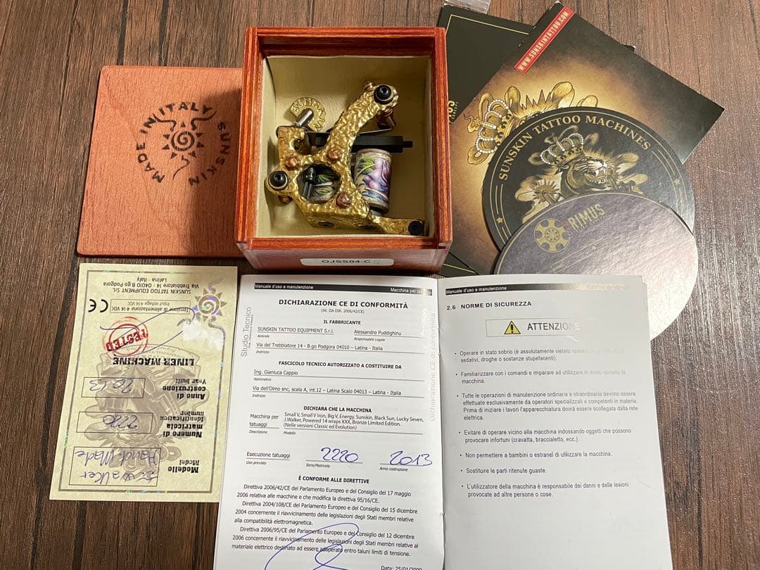 Sunskin tattoomachine LINERタトゥーマシン手製の機械