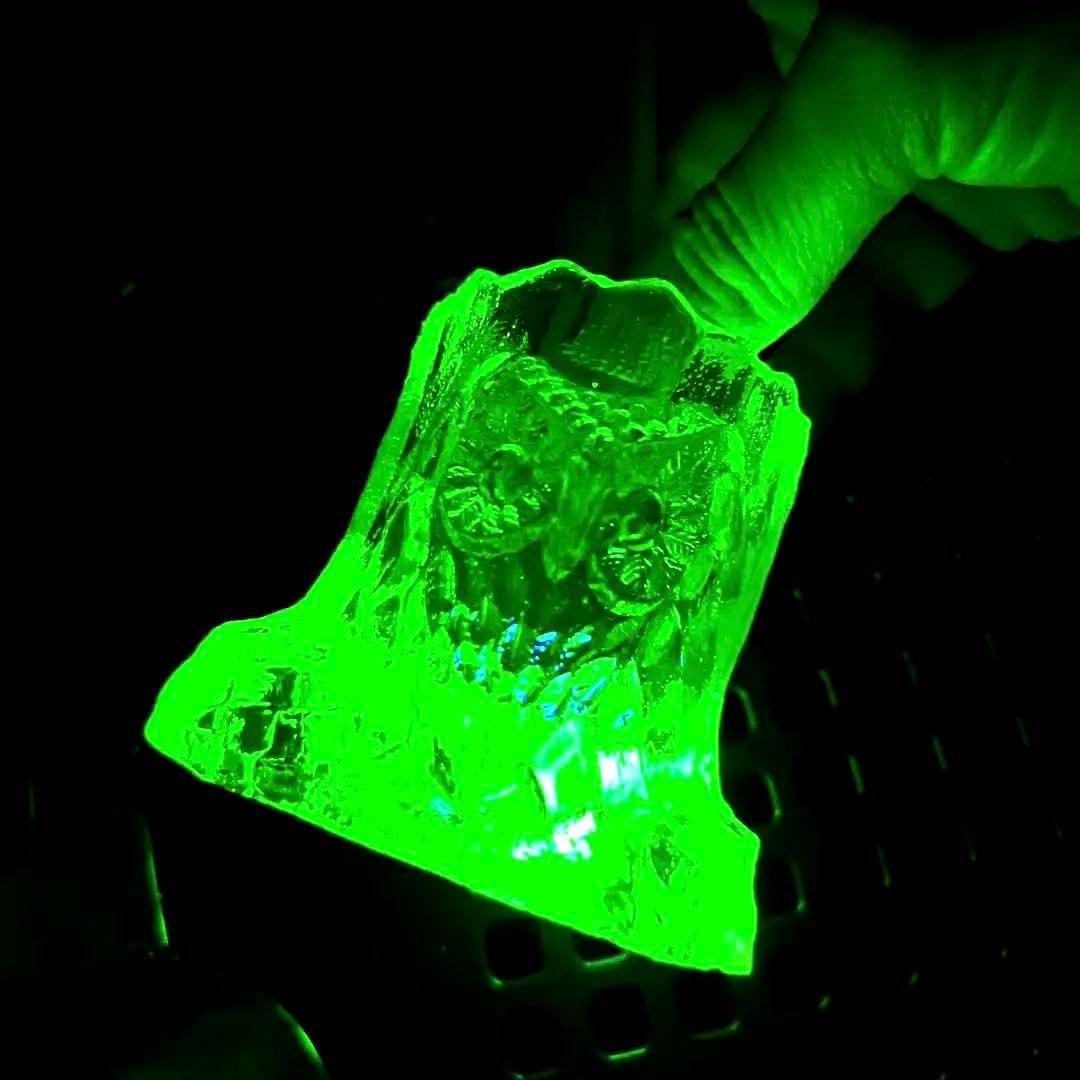 骨董　カナリアイエロー　プレス　梟　フクロウ　文鎮　花瓶　ピック入れ　ウラン