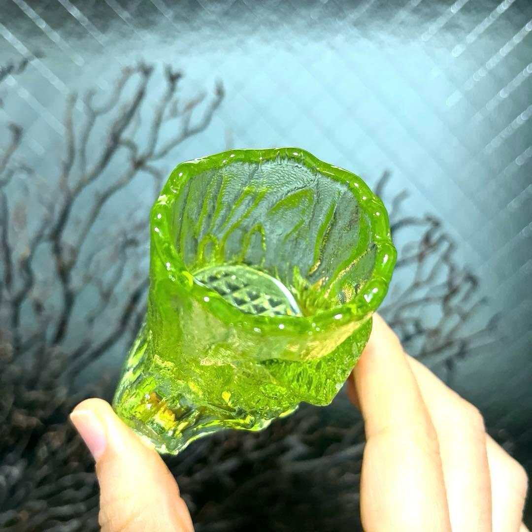 骨董　カナリアイエロー　プレス　梟　フクロウ　文鎮　花瓶　ピック入れ　ウラン