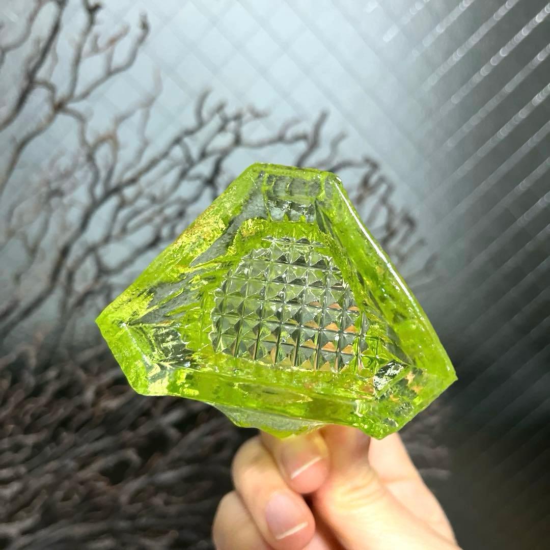 骨董　カナリアイエロー　プレス　梟　フクロウ　文鎮　花瓶　ピック入れ　ウラン