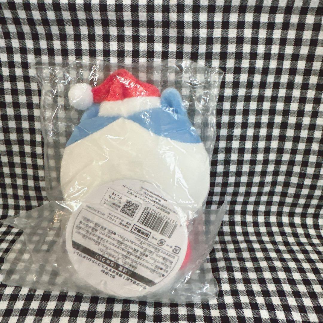 【お顔厳選】ちいかわ　ハチワレ　サンタさんだ！　持ちますマスコット