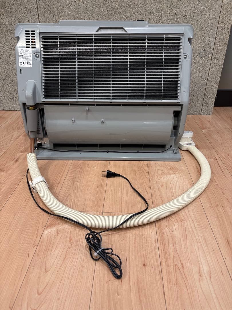 温水ルームヒーター RFM-Y61EB 2022年製