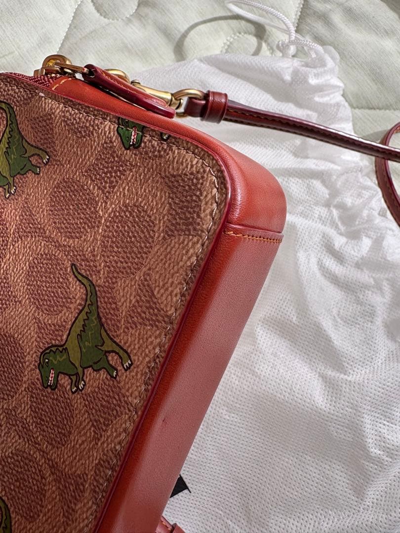 COACH クロスボディレキシースマホショルダーバッグ