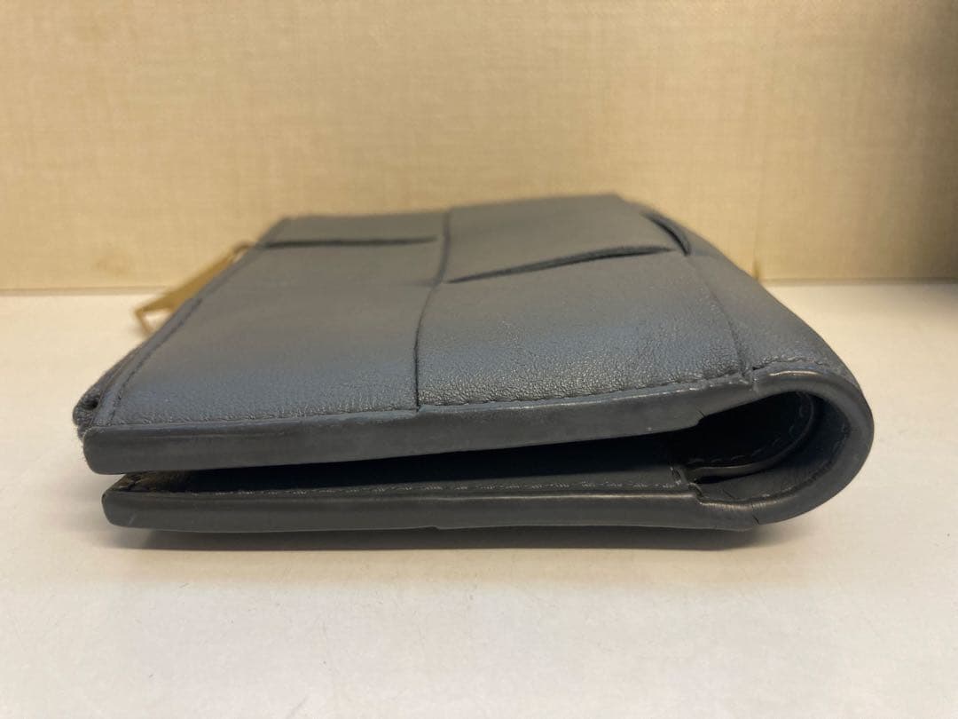 現行/RFID ボッテガヴェネタ カセットスモール 二つ折り財布 グレー