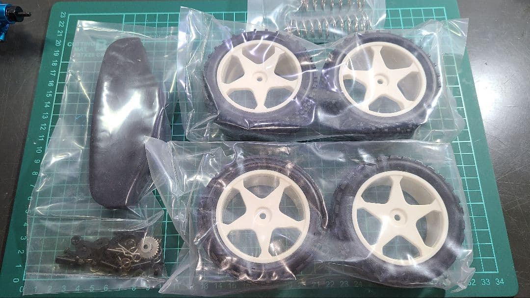 タミヤTT02Bタイプのフルベアリングフルオプション車