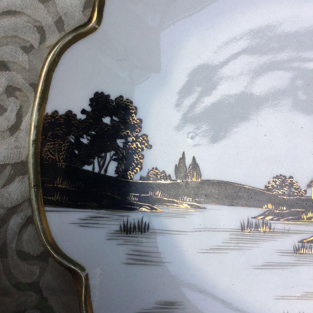 オールドノリタケ　風景画デザインの取手付き陶磁器皿