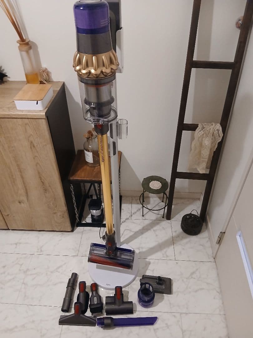 た*ー様 Dyson sv14 Absolute proゴールドスタンド付フルセ