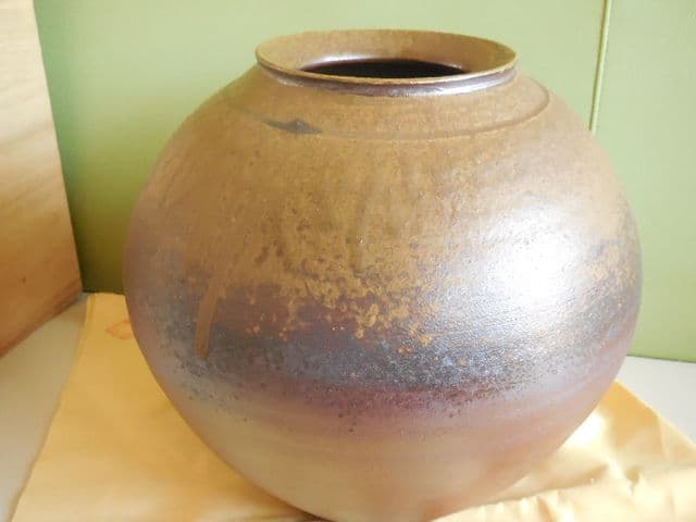 遺品整理品 備前焼 瑞穂作 壺 丸型壺 花器 花瓶 桐箱 古美術 華道 茶道