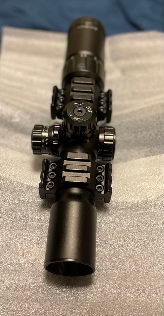 【値下げしました】1.5-4×30 スコープ