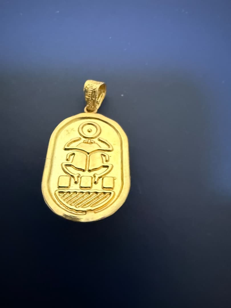 スカラベ ペンダントトップ ゴールドトーン ターコイズブルー風 エジプトモチーフ