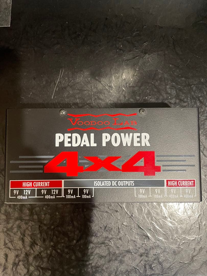 Voodoo Lab Pedal Power 4x4 パワーサプライ