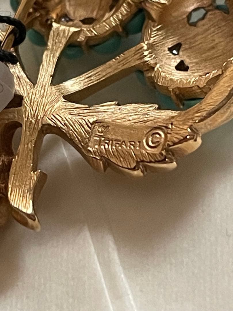 希少タグ付き　クラウンTrifari ヴィンテージ　ブローチ